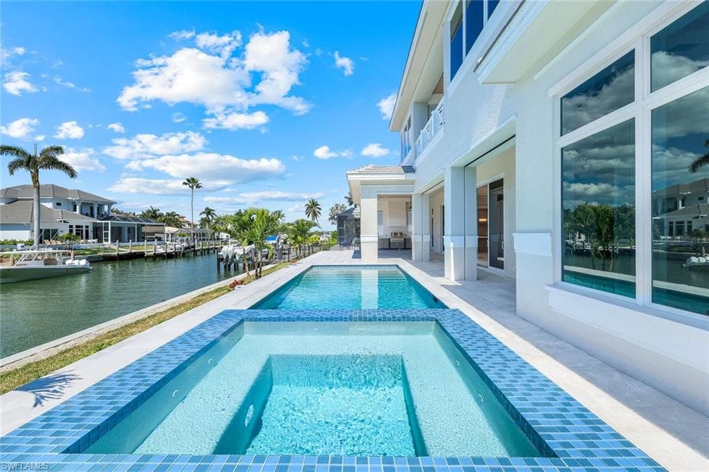 954 Sundrop Ct, Marco Island, FL 34145-40