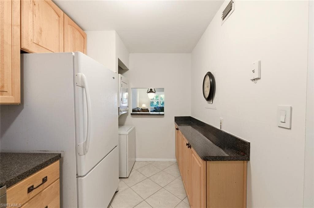 101 Forest Lakes Blvd A203, Naples, FL 34105-12