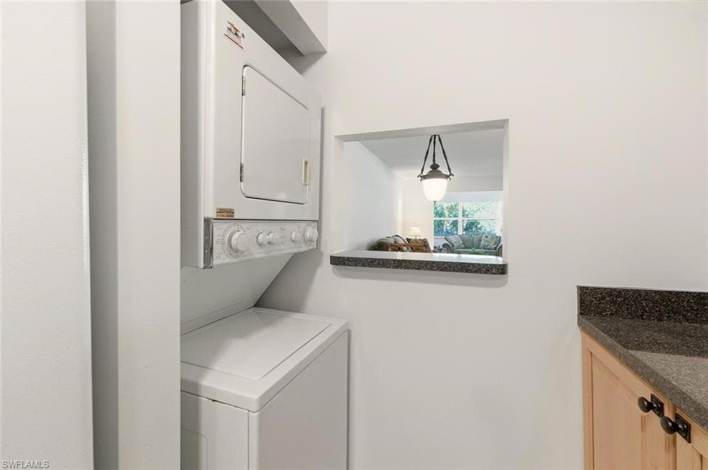 101 Forest Lakes Blvd A203, Naples, FL 34105-13