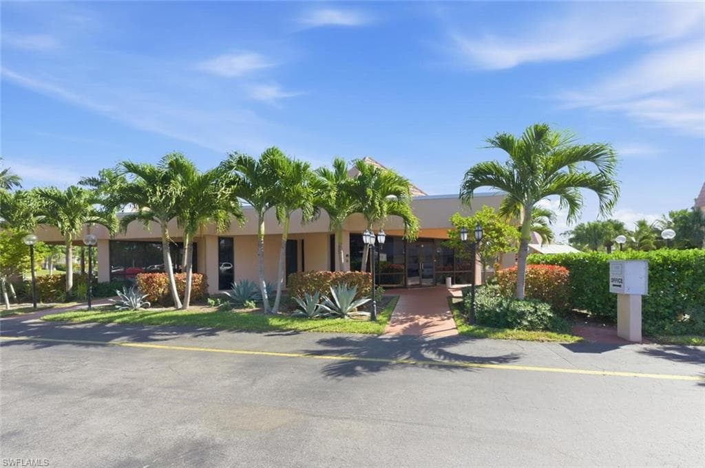 101 Forest Lakes Blvd A203, Naples, FL 34105-20