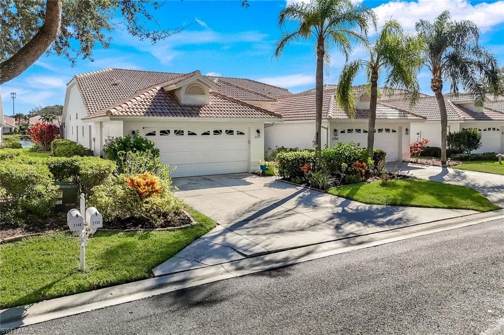 2150 Stacil Cir 13, Naples, FL 34109-40