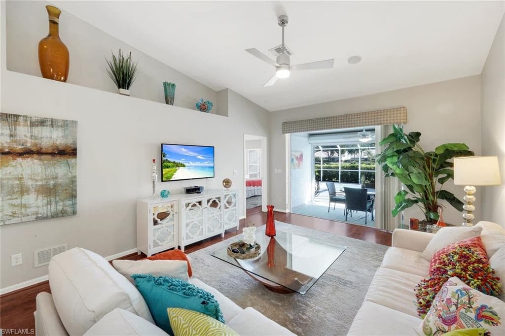 2150 Stacil Cir 13, Naples, FL 34109-6