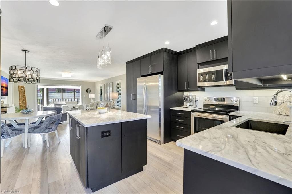 900 Huron Ct D4, Marco Island, FL 34145-4