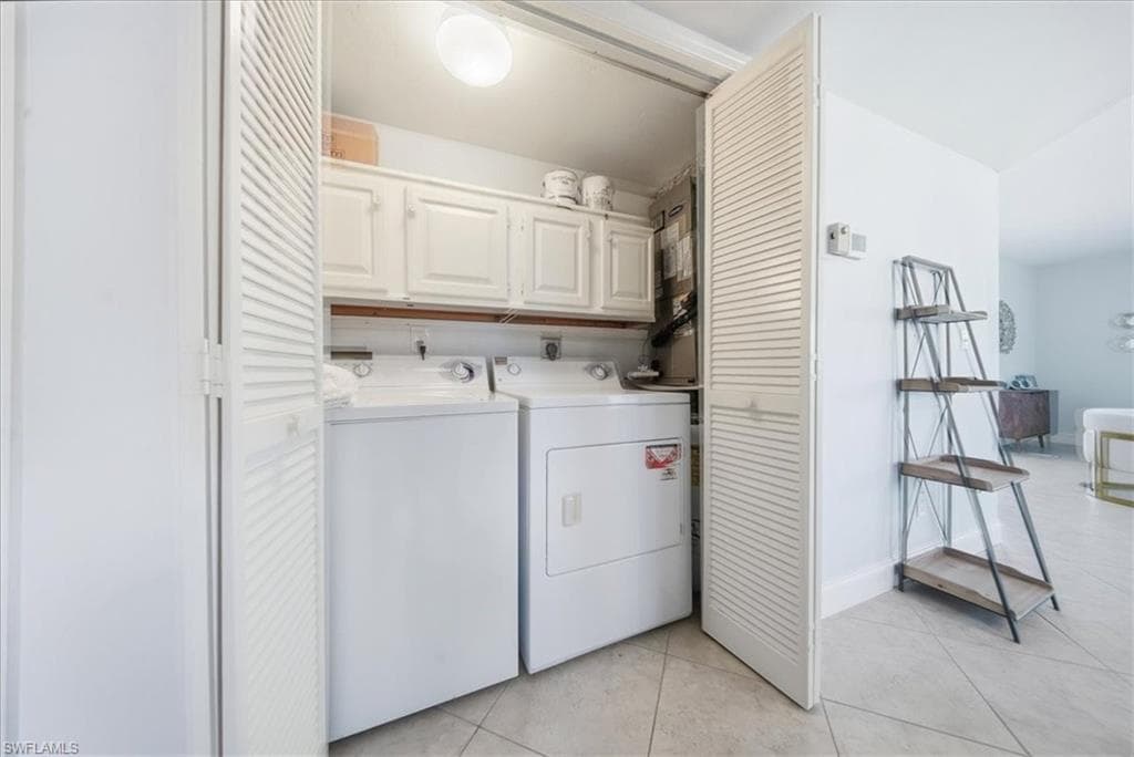 3080 Kings Lake Blvd 7572, Naples, FL 34112-14