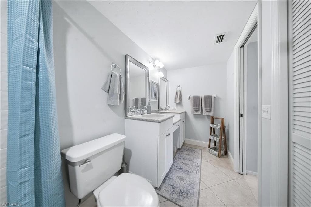 3080 Kings Lake Blvd 7572, Naples, FL 34112-26