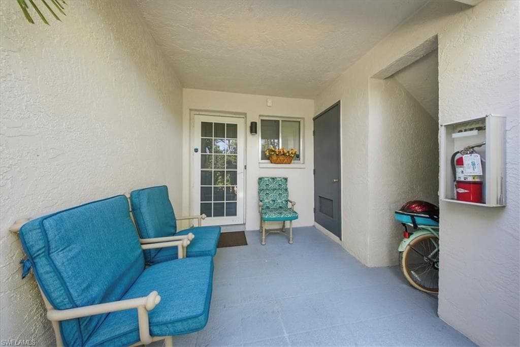 3080 Kings Lake Blvd 7572, Naples, FL 34112-27