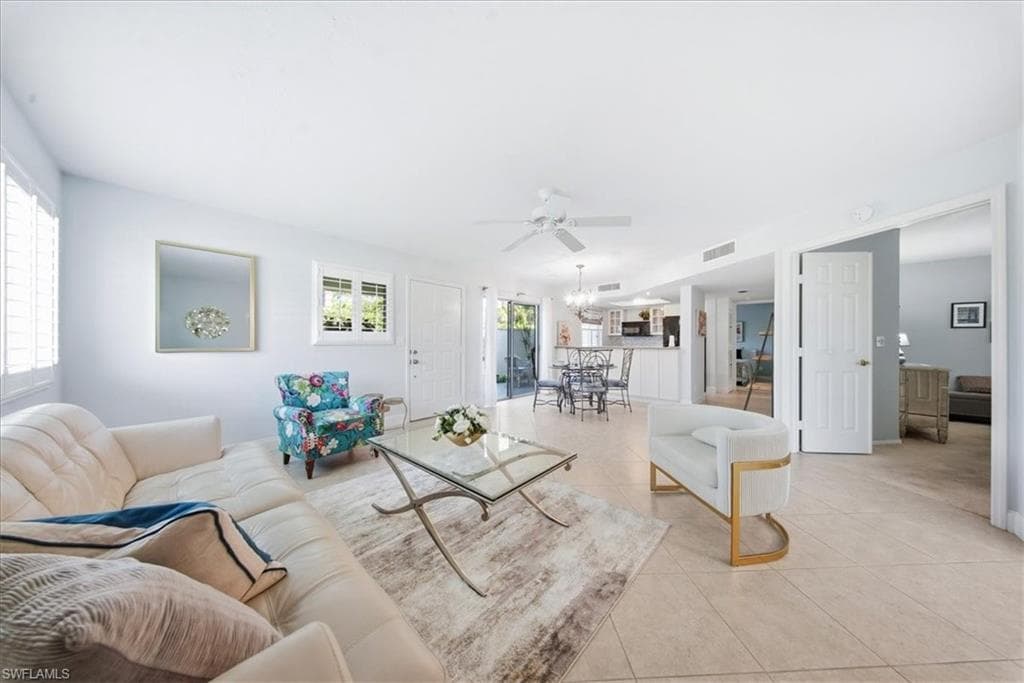 3080 Kings Lake Blvd 7572, Naples, FL 34112-6