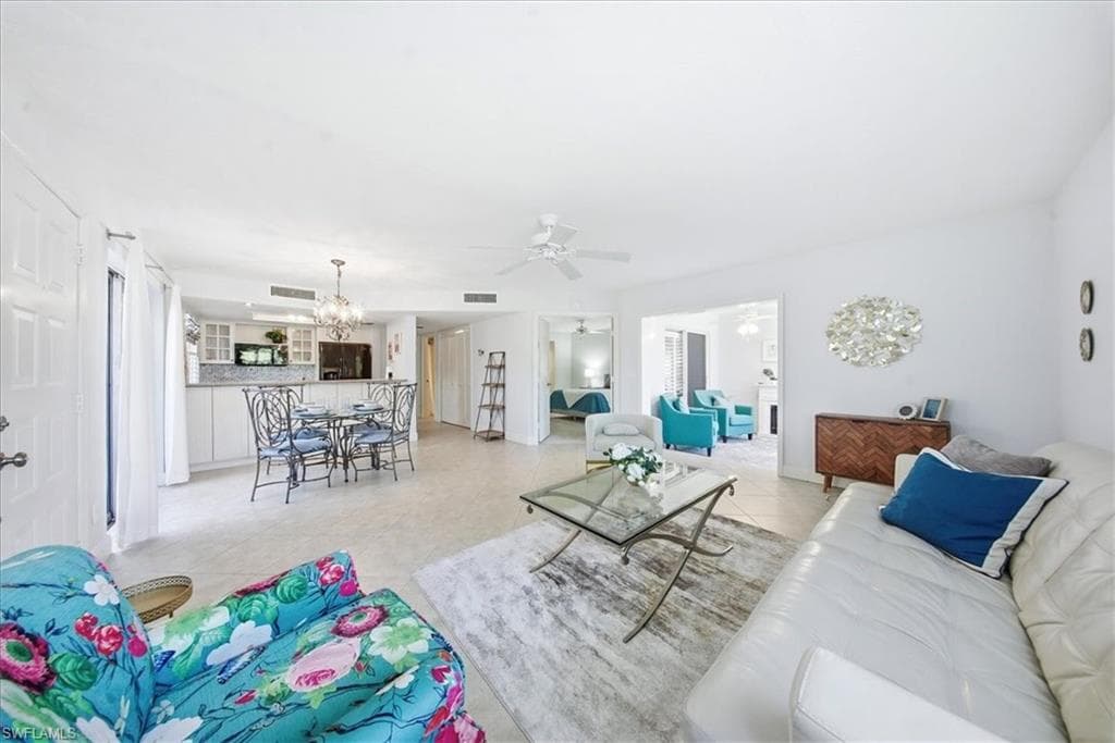 3080 Kings Lake Blvd 7572, Naples, FL 34112-7