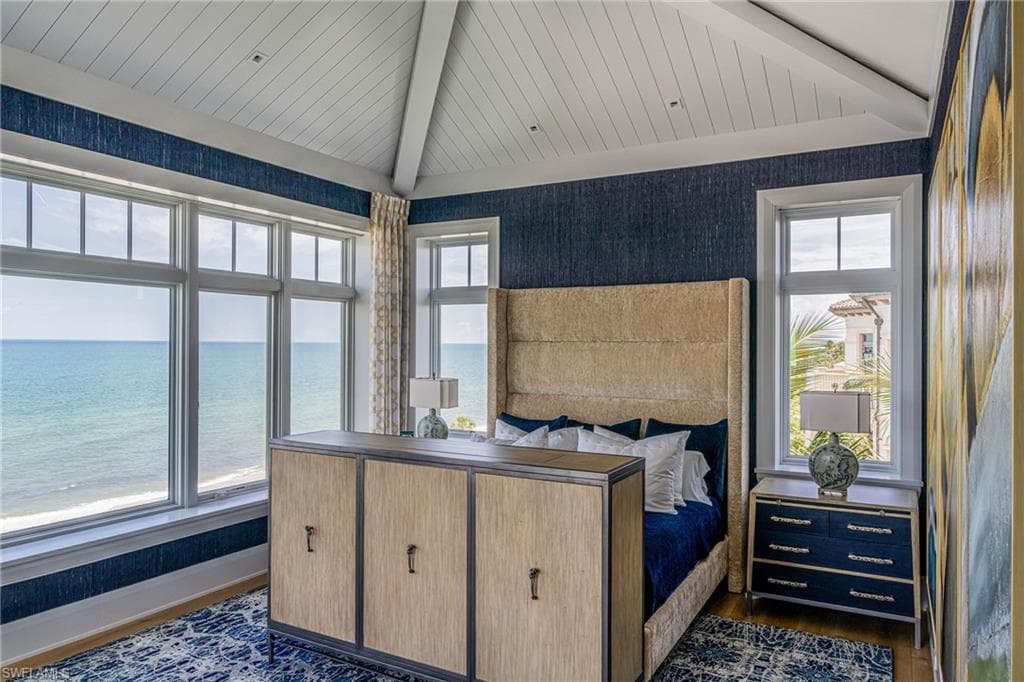 7409 Bay Colony Dr, Naples, FL 34108-16