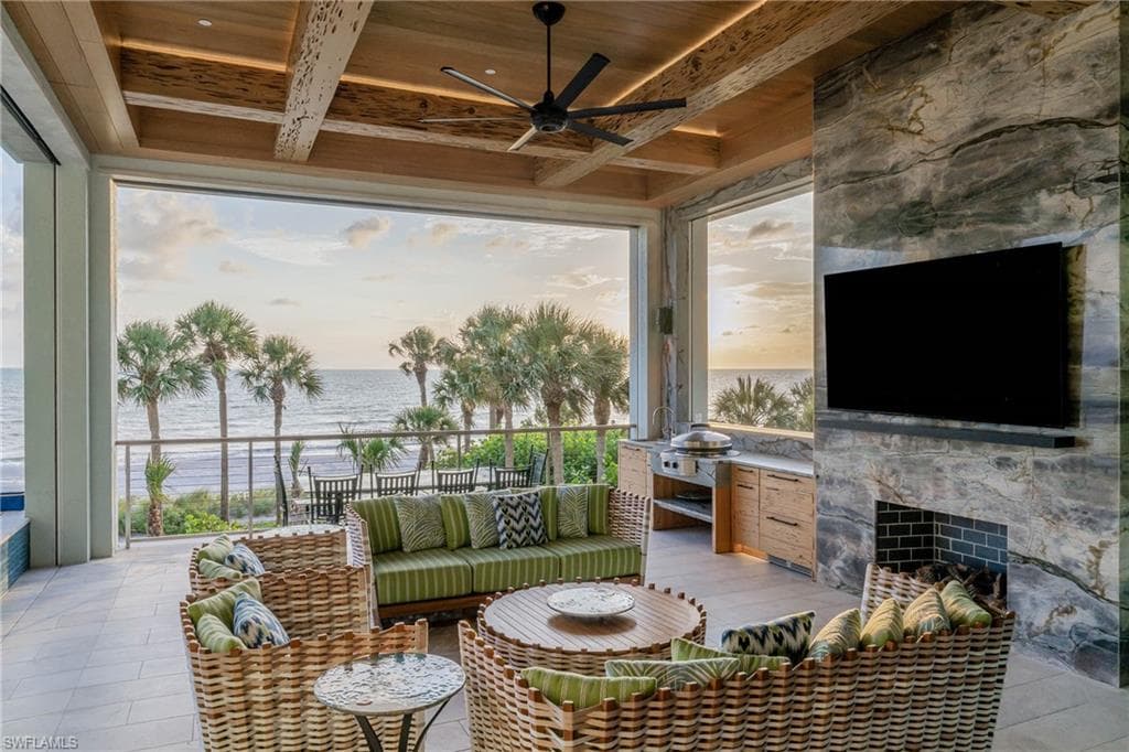 7409 Bay Colony Dr, Naples, FL 34108-3