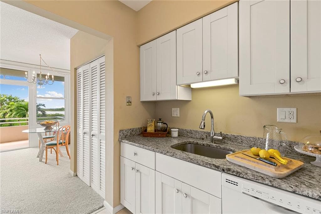 240 Seaview Ct 203, Marco Island, FL 34145-12