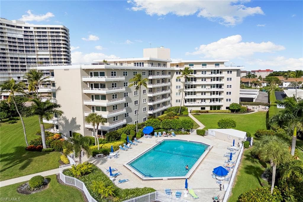 240 Seaview Ct 203, Marco Island, FL 34145-30