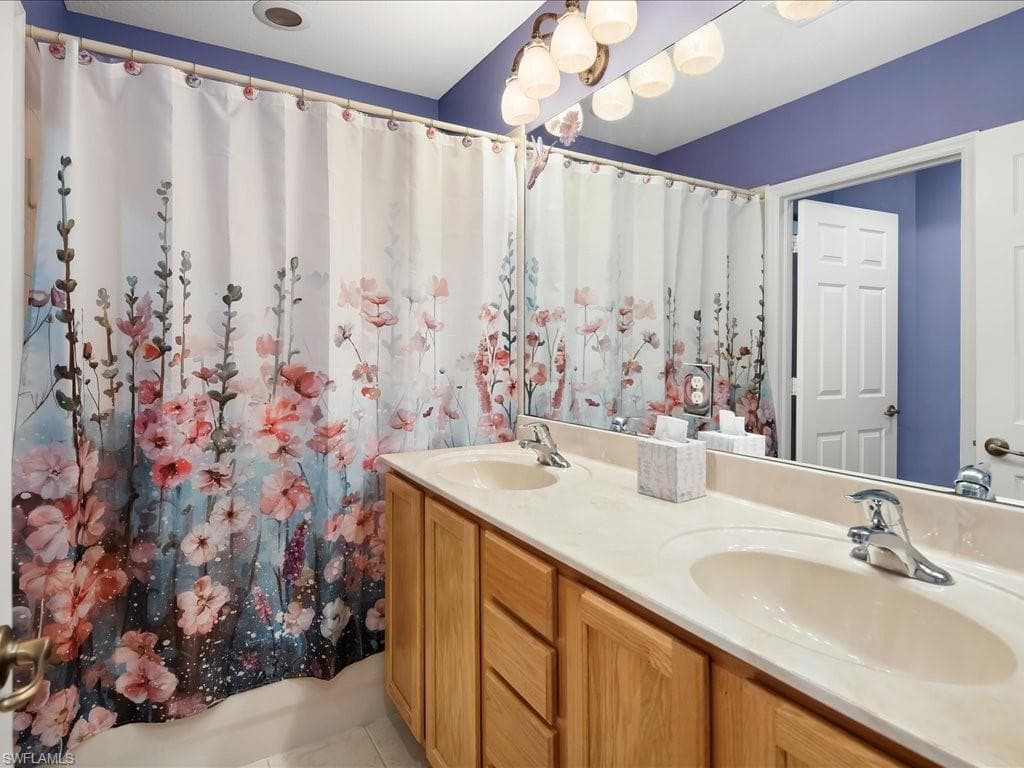 2088 Par Dr, Naples, FL 34120-21