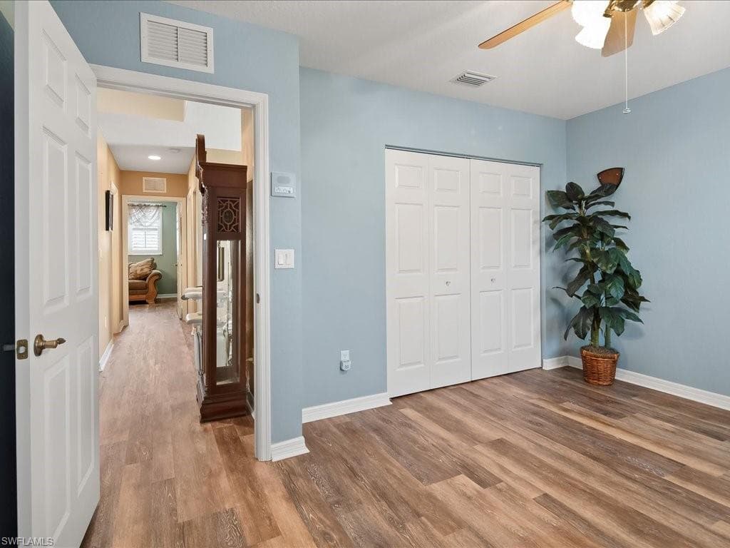 2088 Par Dr, Naples, FL 34120-26