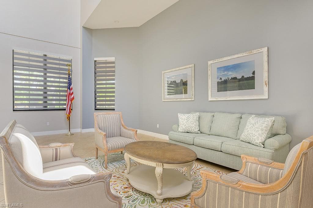 2088 Par Dr, Naples, FL 34120-32