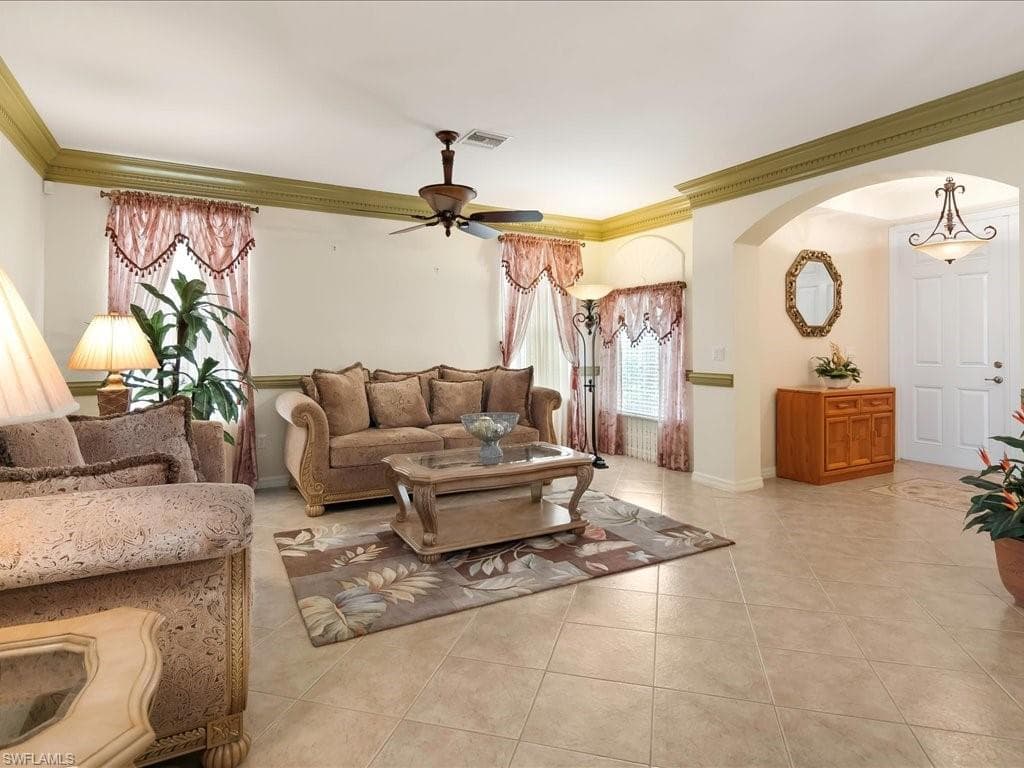 2088 Par Dr, Naples, FL 34120-2