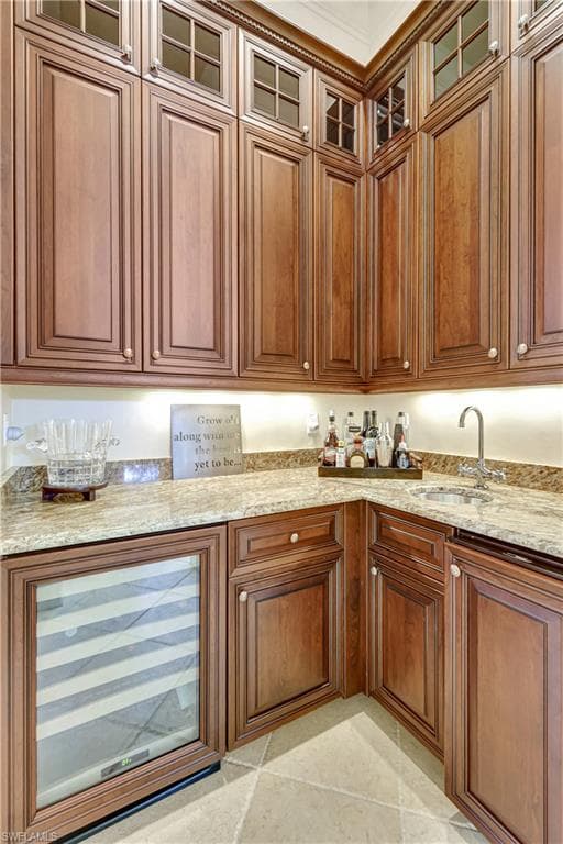 2249 Miramonte Ct, Naples, FL 34105-8