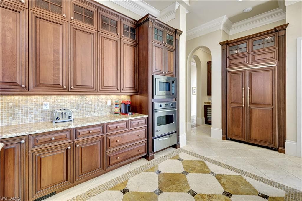 2249 Miramonte Ct, Naples, FL 34105-13