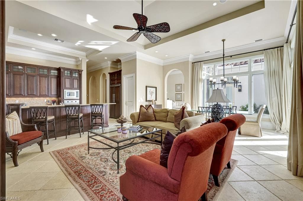 2249 Miramonte Ct, Naples, FL 34105-18