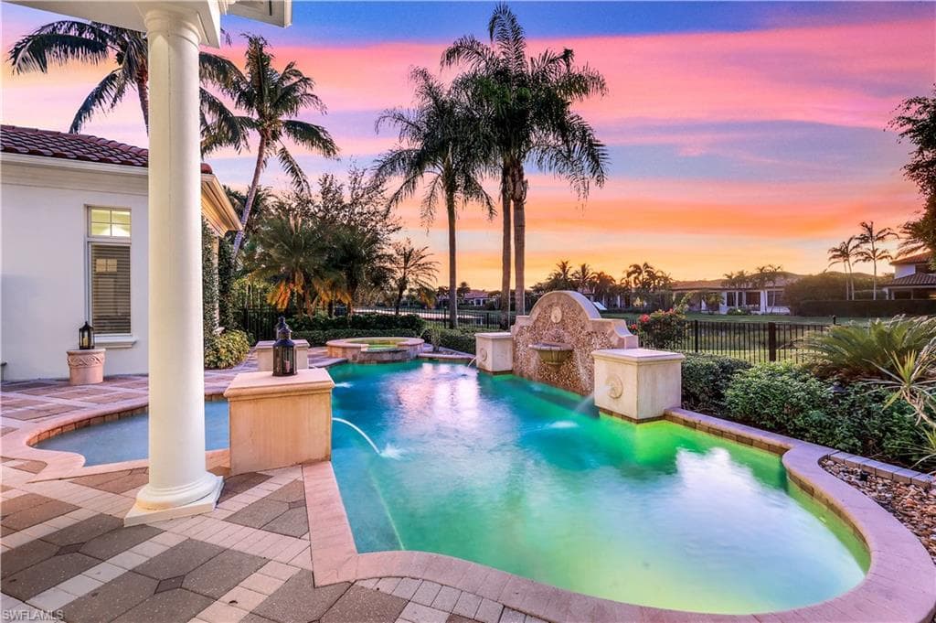 2249 Miramonte Ct, Naples, FL 34105-32