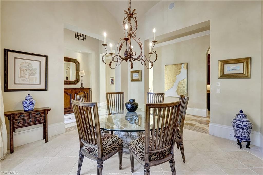 2249 Miramonte Ct, Naples, FL 34105-7