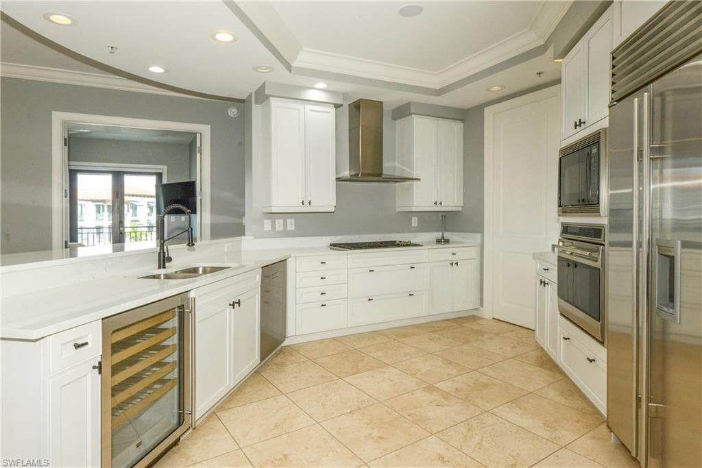 1530 5th Ave S C312, Naples, FL 34102-11