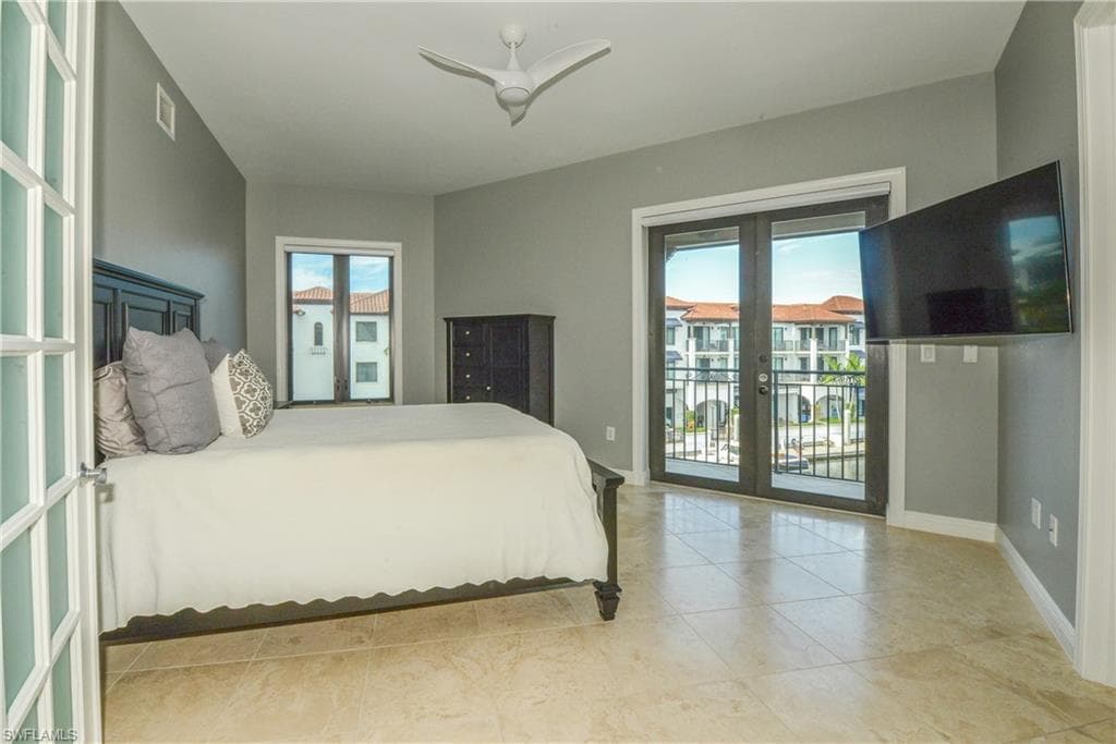 1530 5th Ave S C312, Naples, FL 34102-18