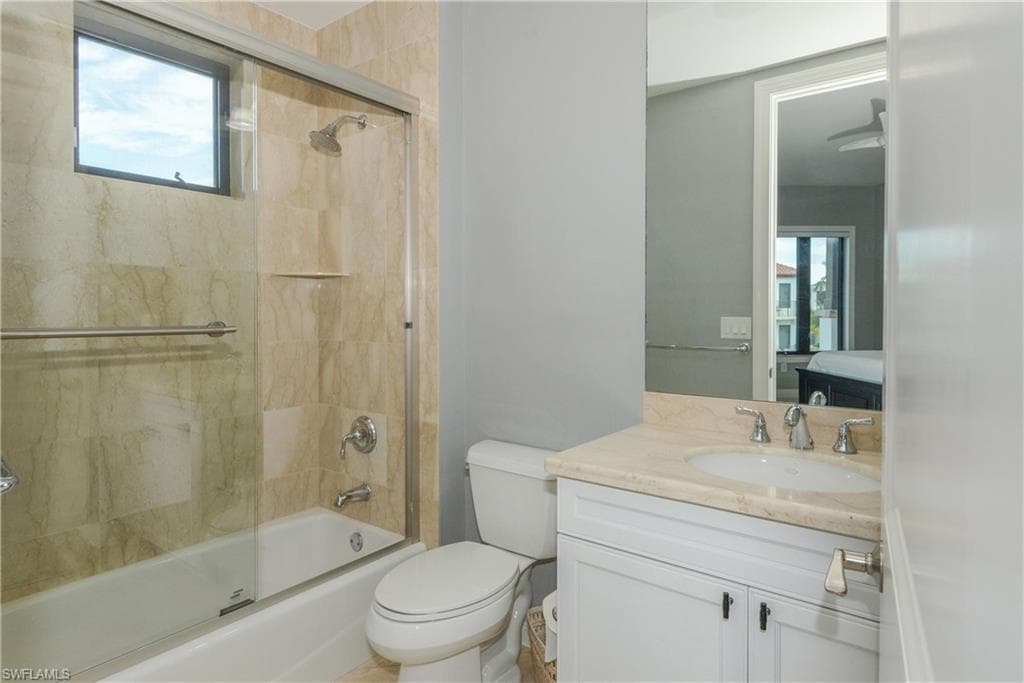 1530 5th Ave S C312, Naples, FL 34102-19