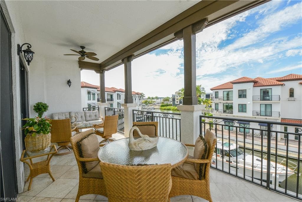 1530 5th Ave S C312, Naples, FL 34102-4