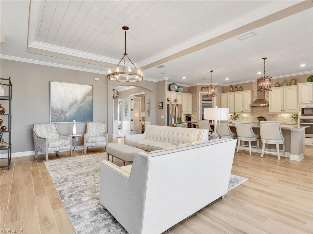 28024 Kerry Ct, Bonita Springs, FL 34135-9