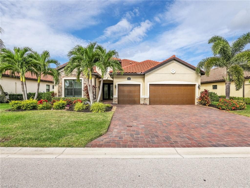 28024 Kerry Ct, Bonita Springs, FL 34135-39