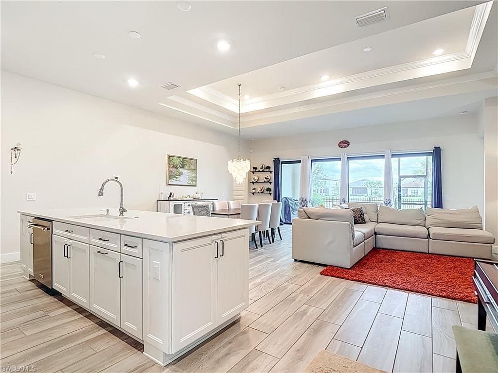 4304 Arlington Dr, Ave Maria, FL 34142-4