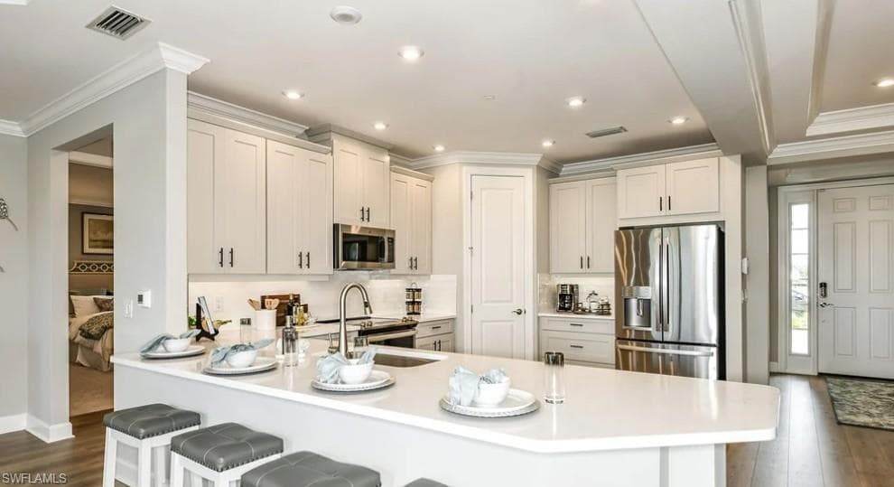 15319 Lucerna St 102, Naples, FL 34114-3