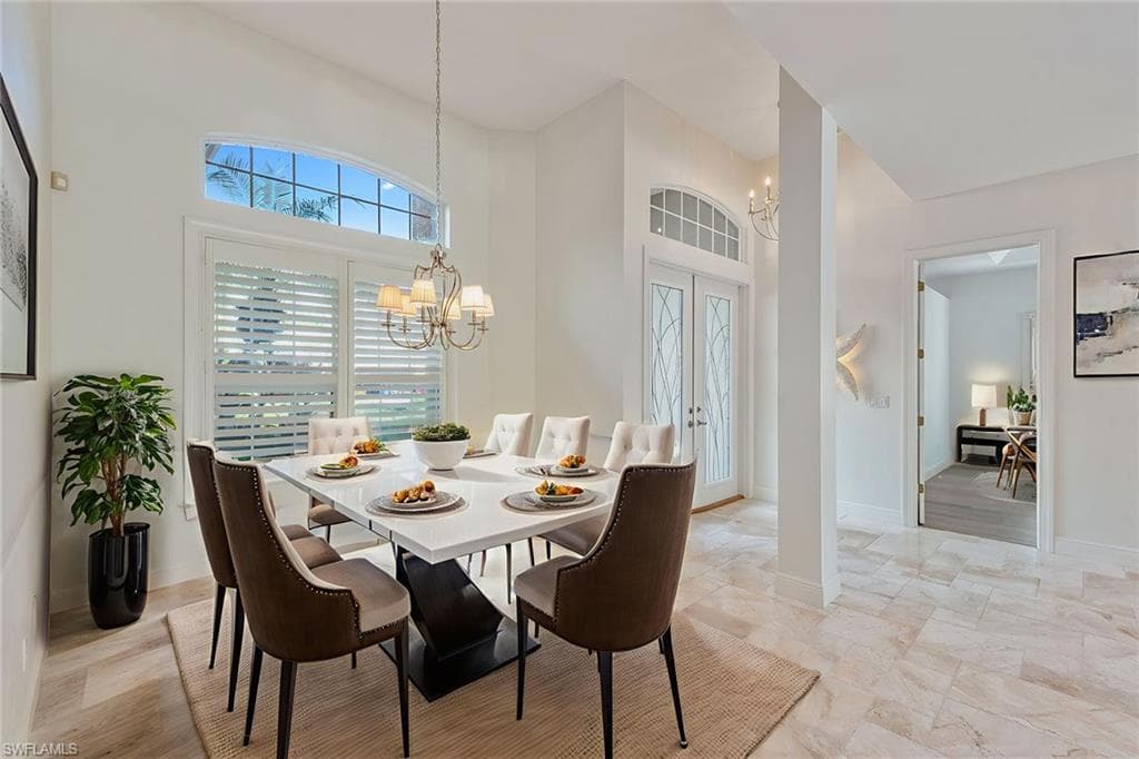 571 Eagle Creek Dr, Naples, FL 34113-10