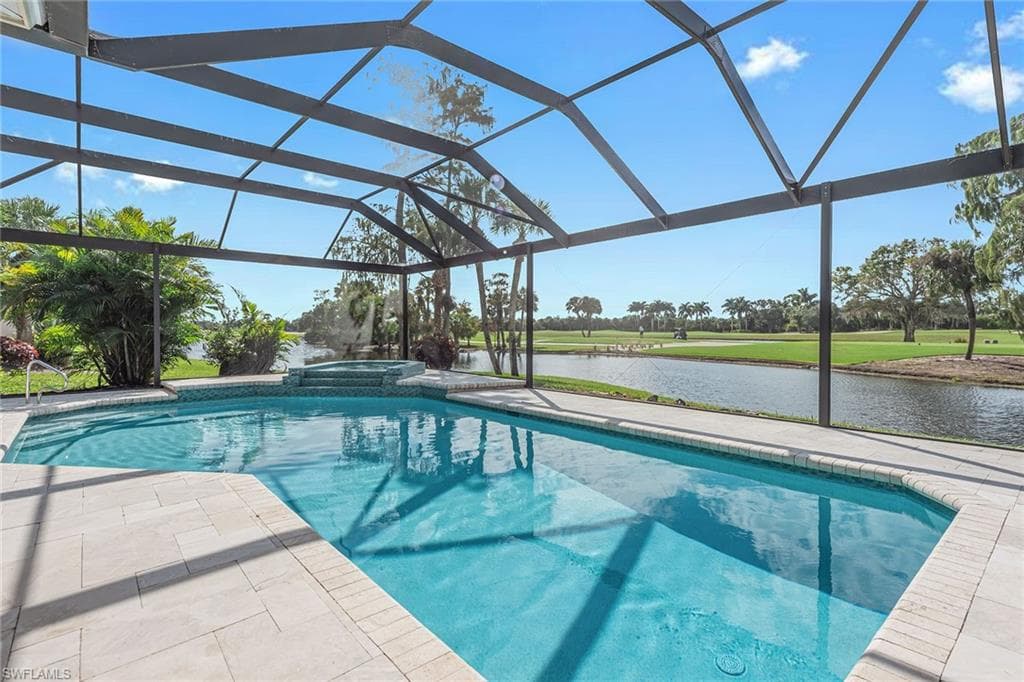 571 Eagle Creek Dr, Naples, FL 34113-16