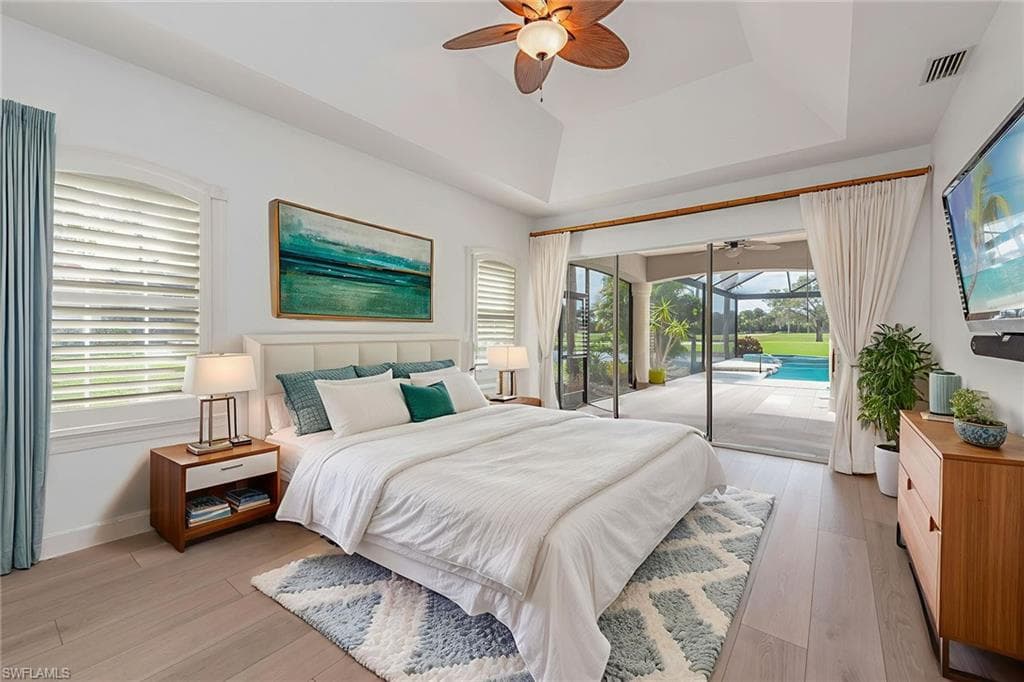 571 Eagle Creek Dr, Naples, FL 34113-17