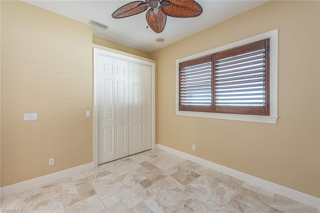 571 Eagle Creek Dr, Naples, FL 34113-23