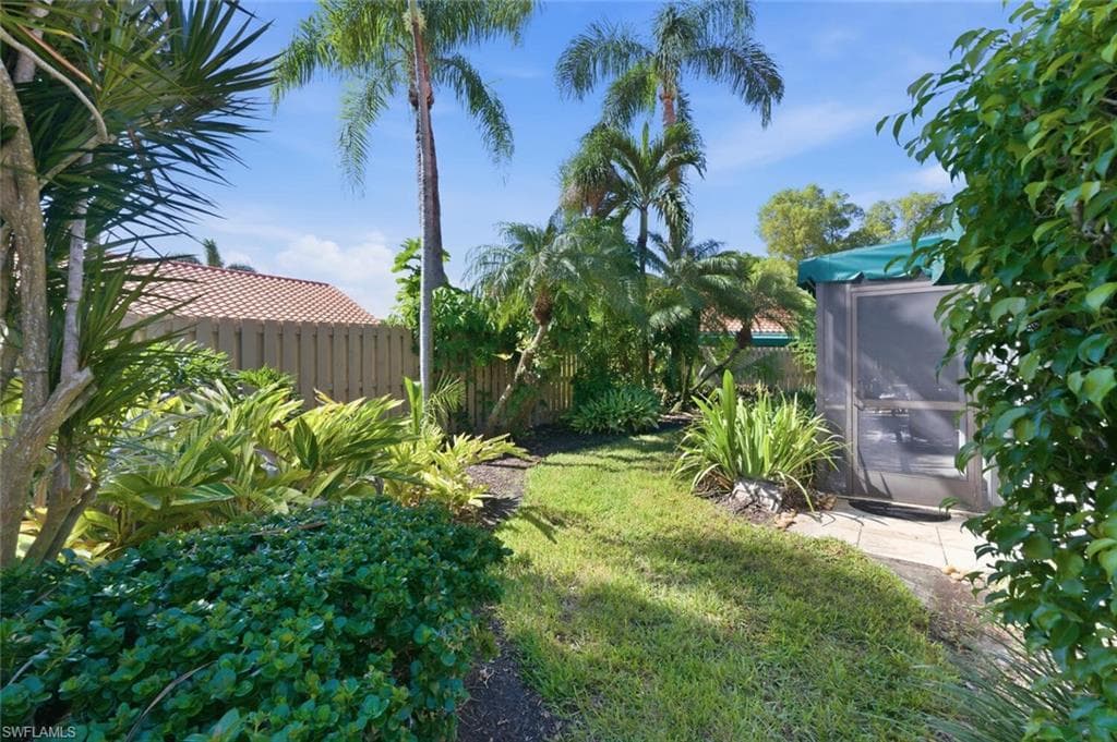 772 Reef Point Cir, Naples, FL 34108-34