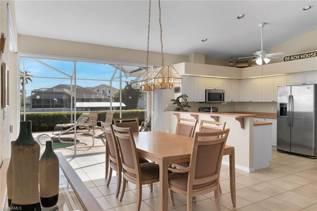 196 Richmond Ct, Marco Island, FL 34145-13