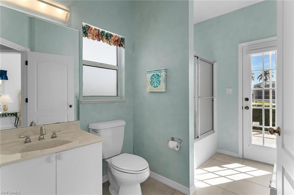 196 Richmond Ct, Marco Island, FL 34145-23