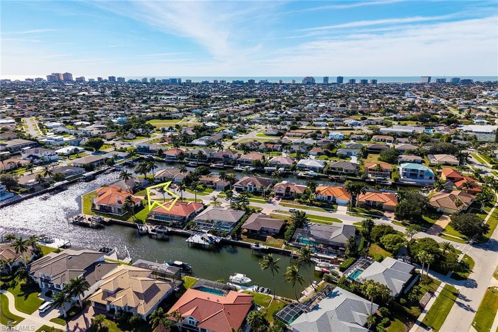 196 Richmond Ct, Marco Island, FL 34145-39