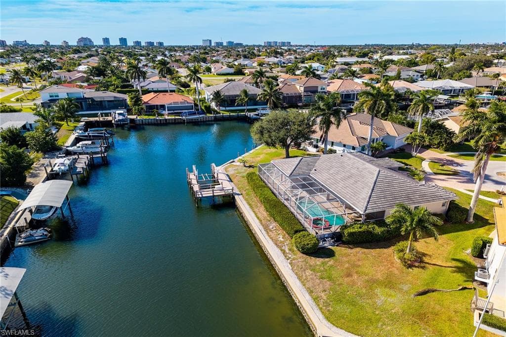 196 Richmond Ct, Marco Island, FL 34145-45