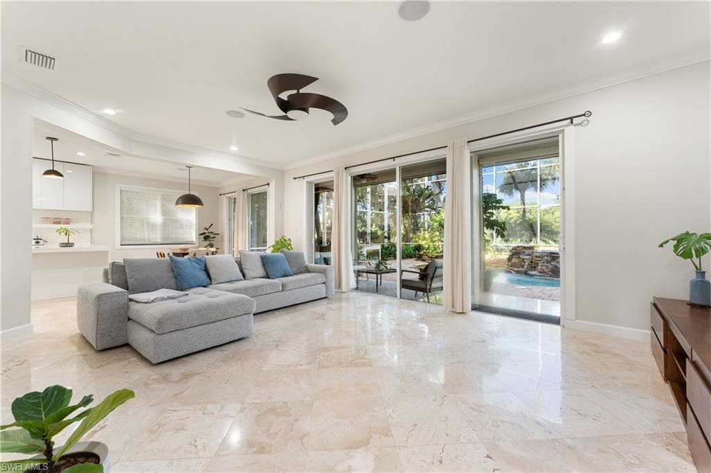 2384 Heritage Greens Dr, Naples, FL 34119-32