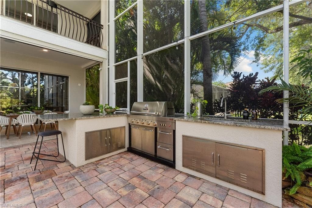 2384 Heritage Greens Dr, Naples, FL 34119-49