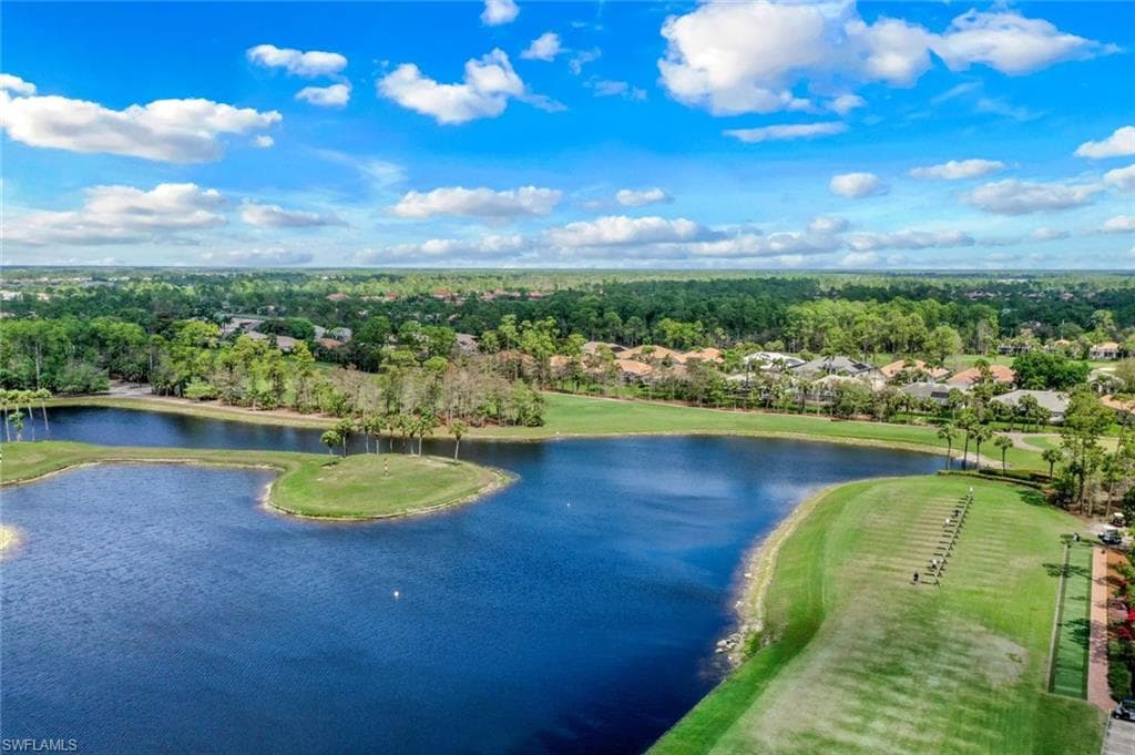 8225 Danbury Blvd 204, Naples, FL 34120-31