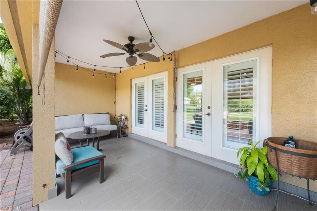 5131 Kristin Ct, Naples, FL 34105-16