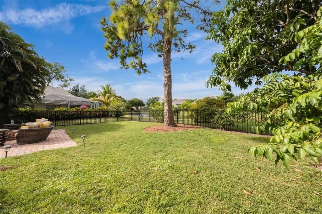 5131 Kristin Ct, Naples, FL 34105-18