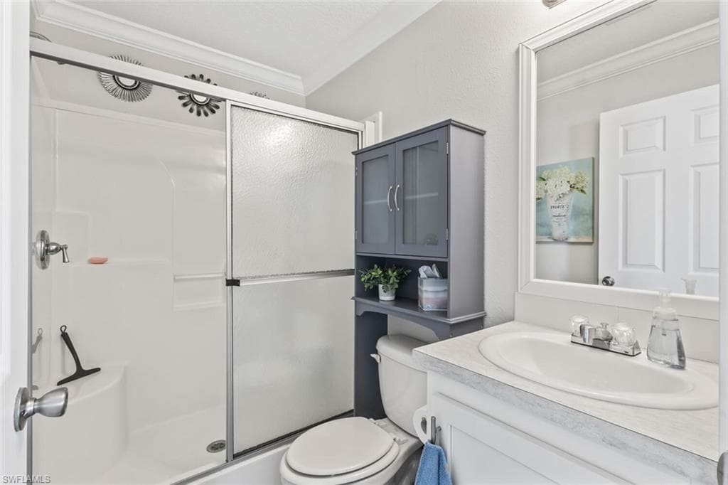 37 Ronald Dr, Fort Myers, FL 33908-19