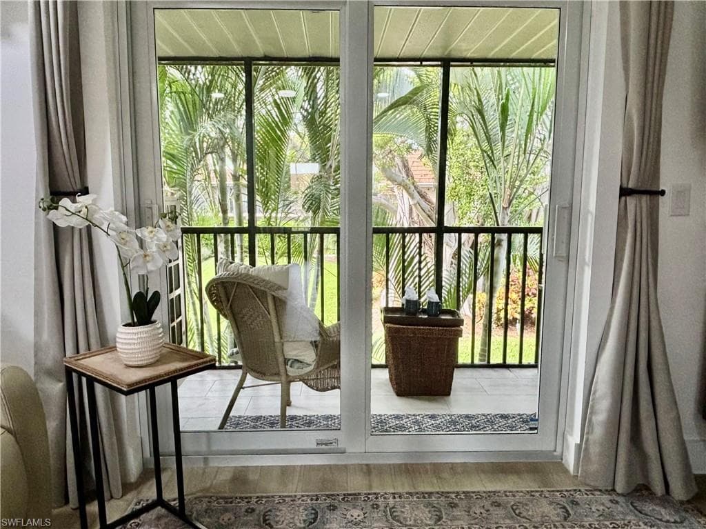 87 Collier Blvd D10, Marco Island, FL 34145-9