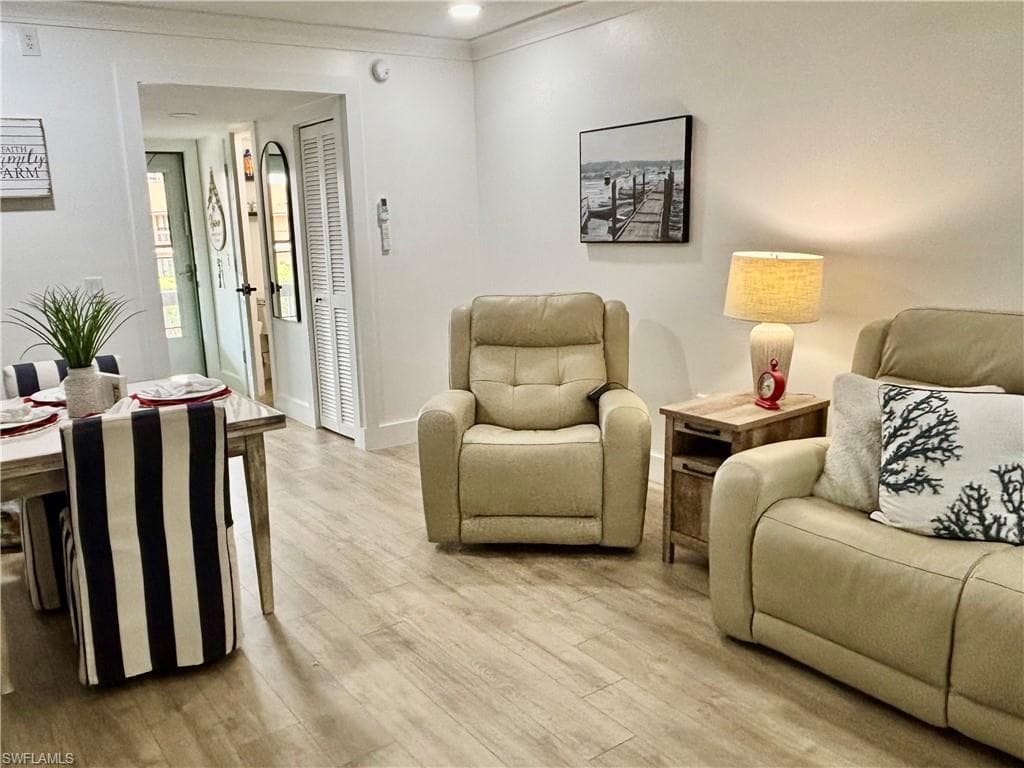 87 Collier Blvd D10, Marco Island, FL 34145-7